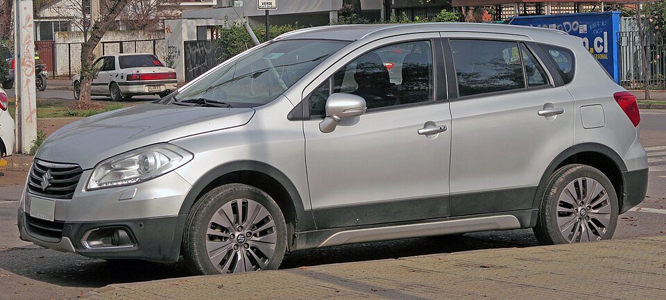سوزوكي S-Cross