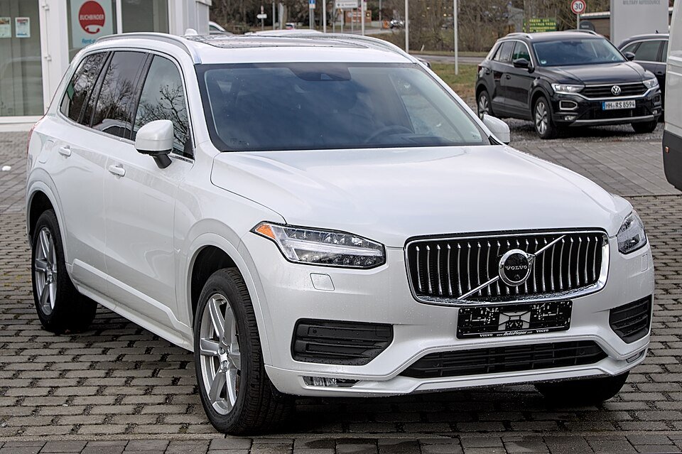 فولفو XC90