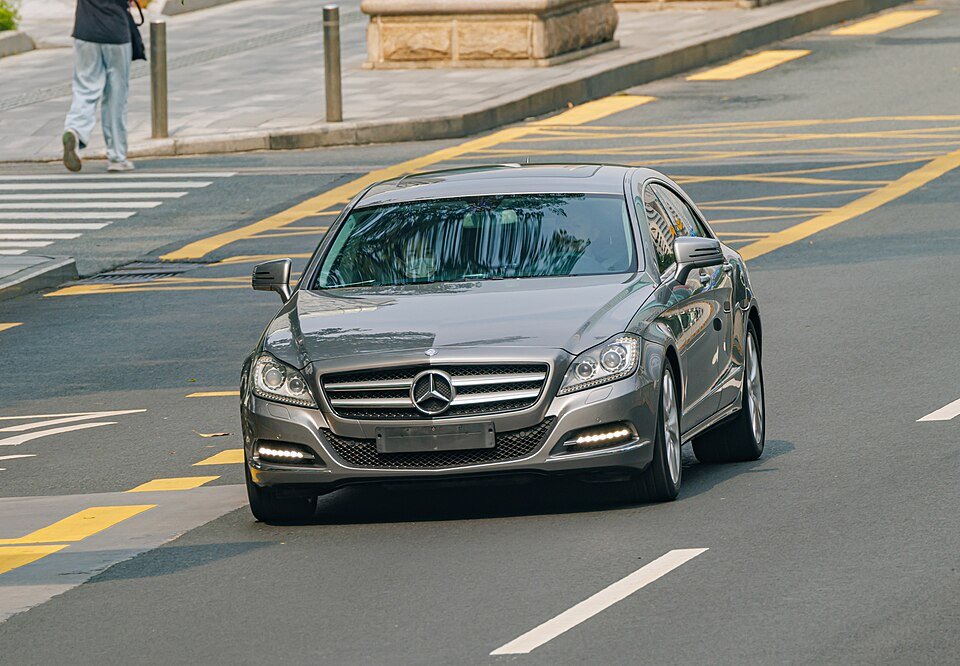 مرسيدس CLS