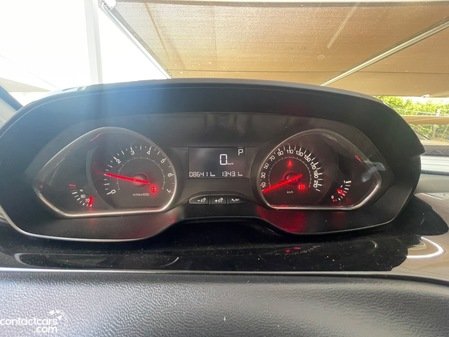 Peugeot 208 2015
