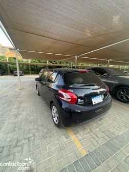Peugeot 208 2015